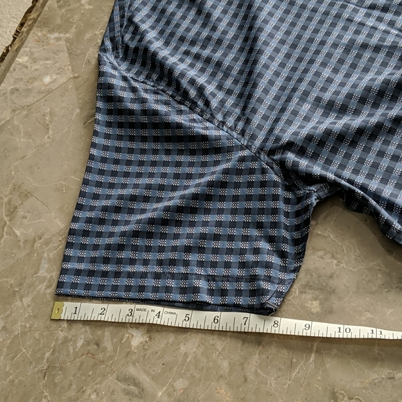 Silky button down - XL - Picture 6 of 7